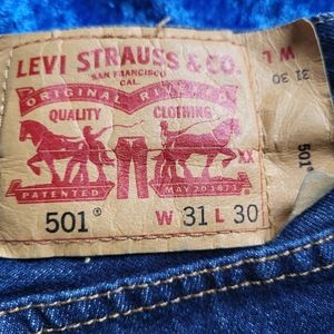 Levi 501 Button Fly